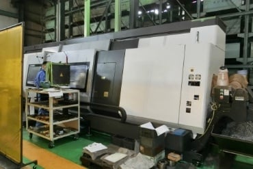 横型自動摩擦圧接機